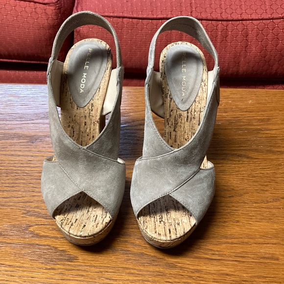 Pelle Moda Dana Wedge Sandal - Picture 1 of 5